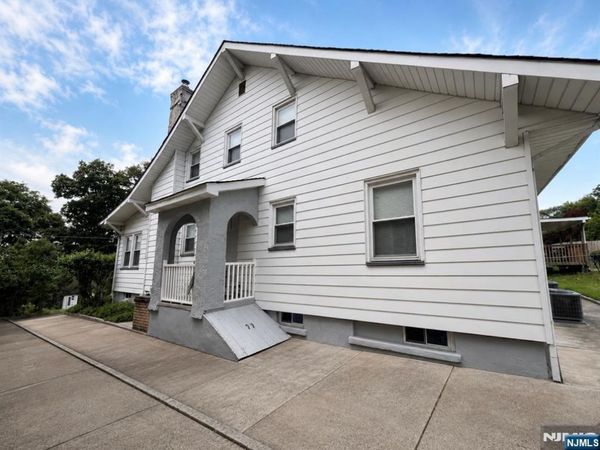 578 Hillside Street 2ND FLOOR, RIDGEFIELD, NJ 07657
