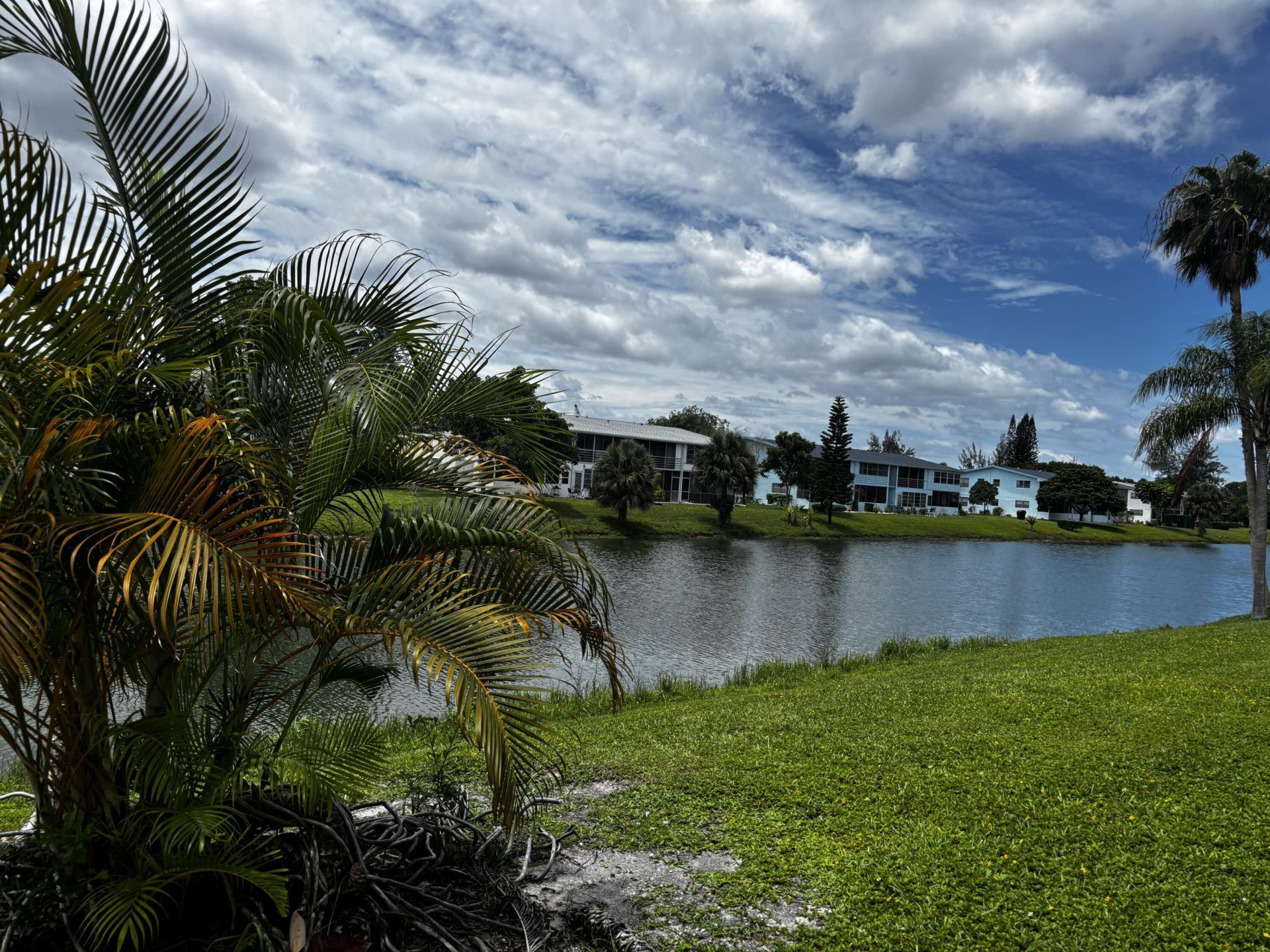 31 Northampton, West Palm Beach, FL 33417 Main Photo