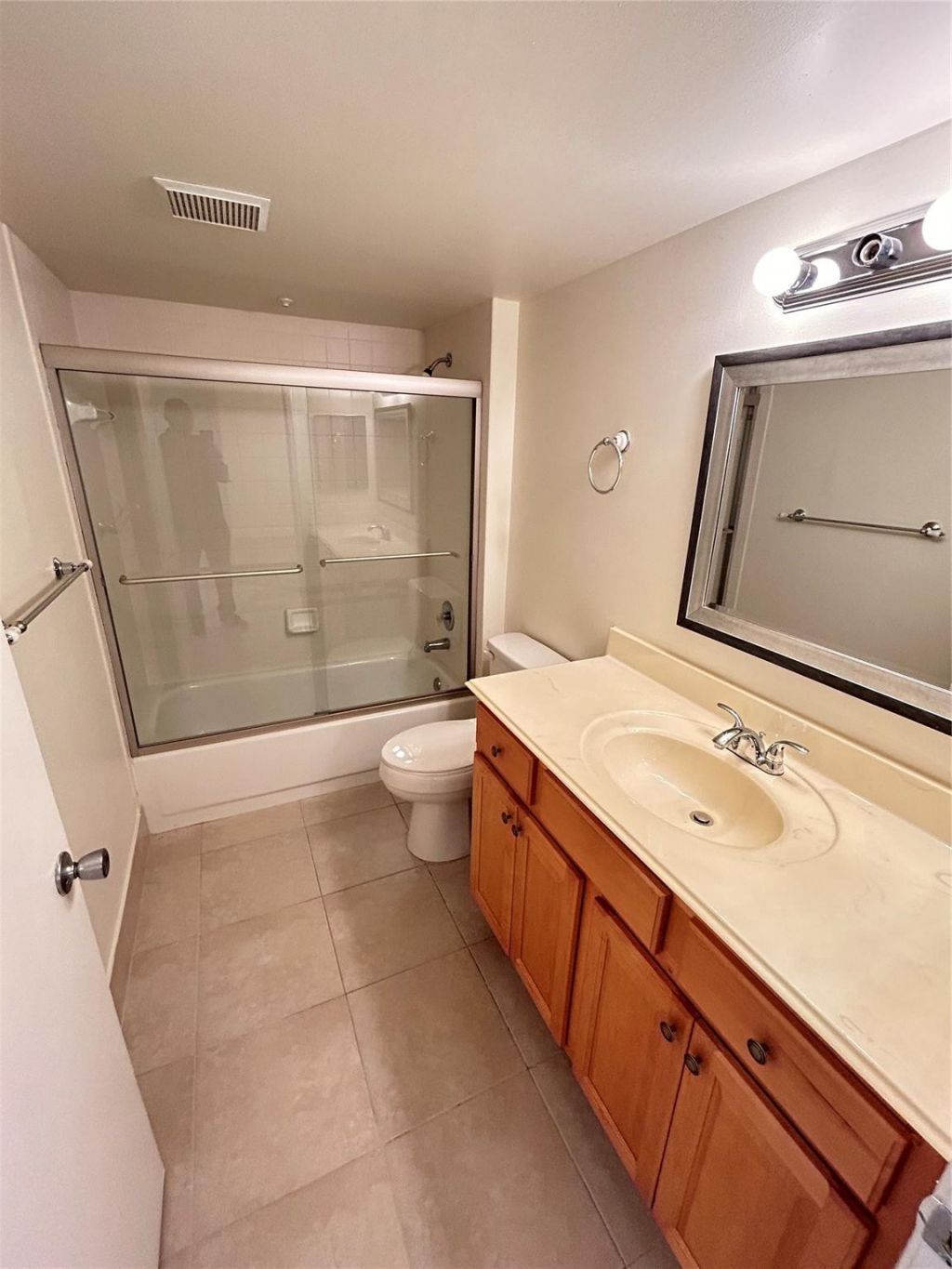 900 SW 142nd Avenue, Unit 202l, Pembroke Pines, FL 33027 Photo