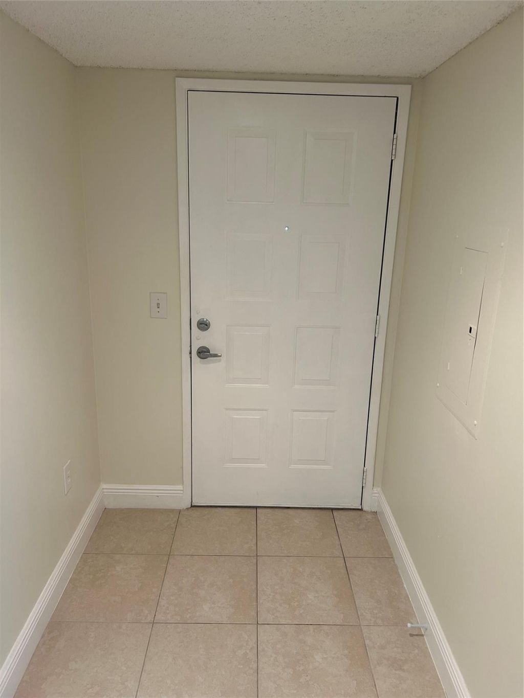 900 SW 142nd Avenue, Unit 202l, Pembroke Pines, FL 33027 Photo