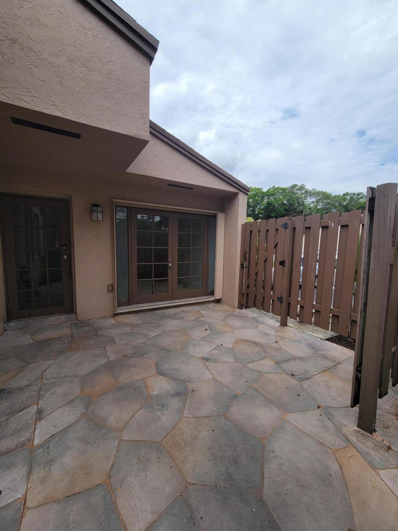 971 NW 122nd Terrace, Pembroke Pines, FL 33026 Photo