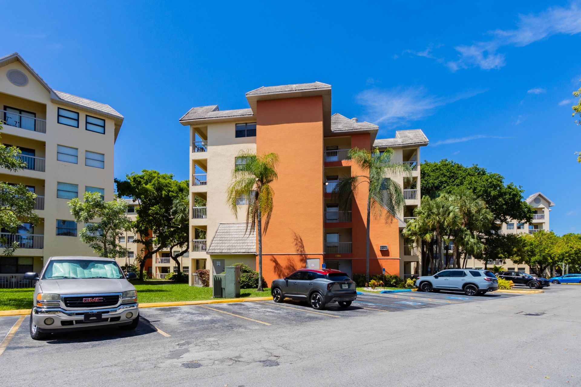 8100 Geneva Court, Unit 238, Doral, FL 33166 Photo