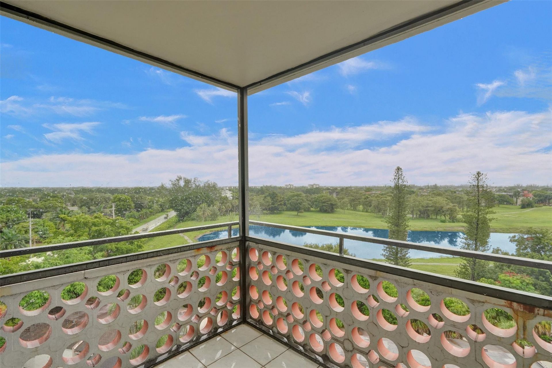 4222 Inverrary Boulevard, Unit 4810, Lauderhill, FL 33319 Photo
