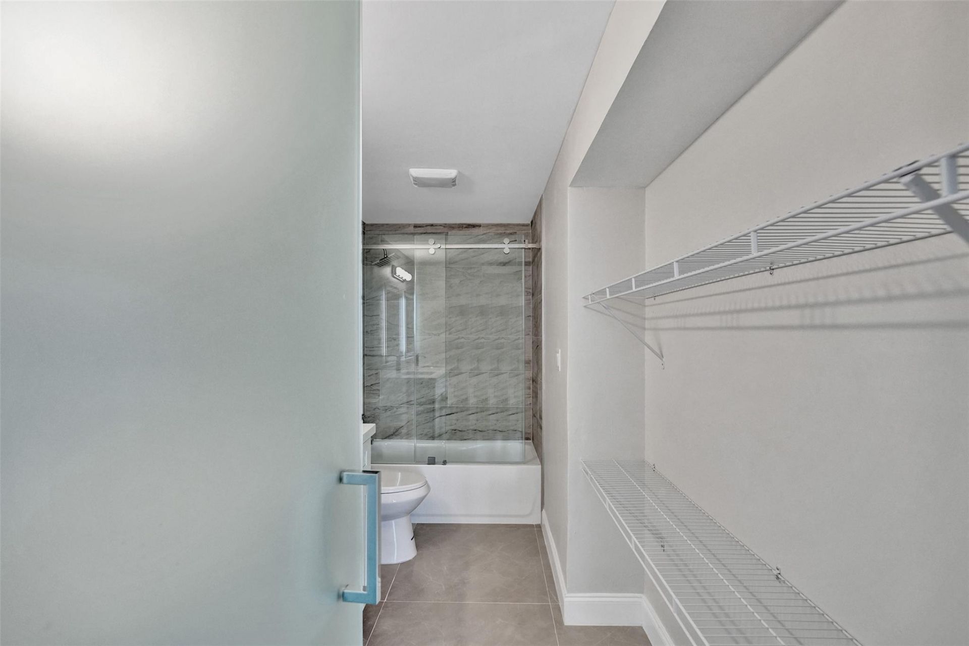 4222 Inverrary Boulevard, Unit 4810, Lauderhill, FL 33319 Photo
