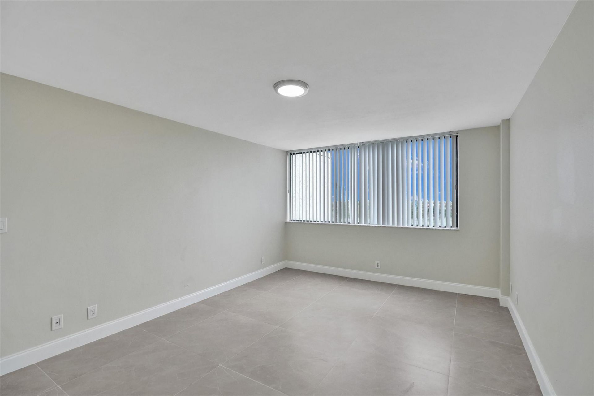 4222 Inverrary Boulevard, Unit 4810, Lauderhill, FL 33319 Photo