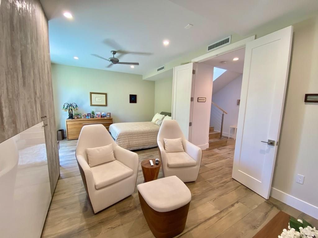 348 Balboa Street, Hollywood, FL 33019 Photo