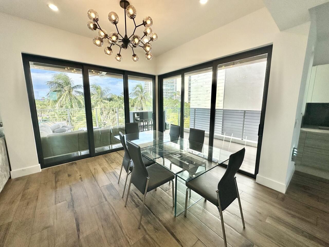 348 Balboa Street, Hollywood, FL 33019 Photo