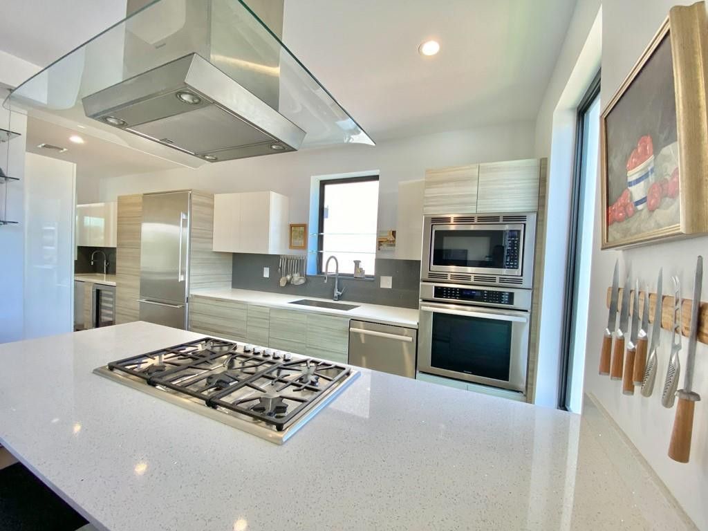 348 Balboa Street, Hollywood, FL 33019 Photo