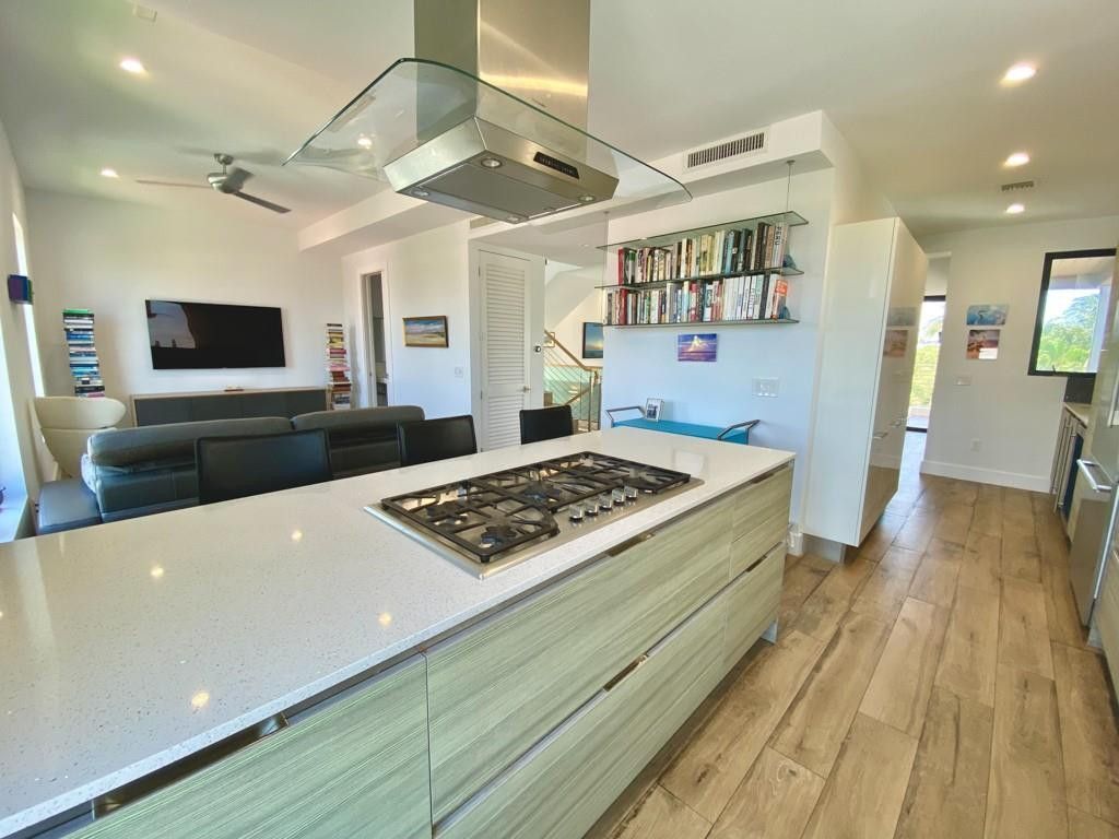 348 Balboa Street, Hollywood, FL 33019 Photo