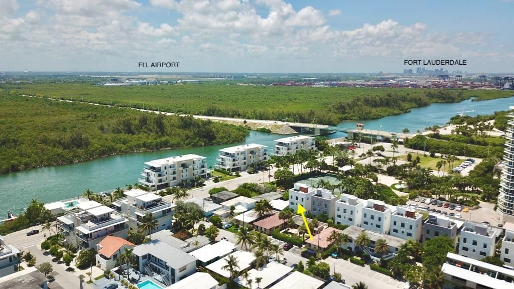 348 Balboa Street, Hollywood, FL 33019 Photo