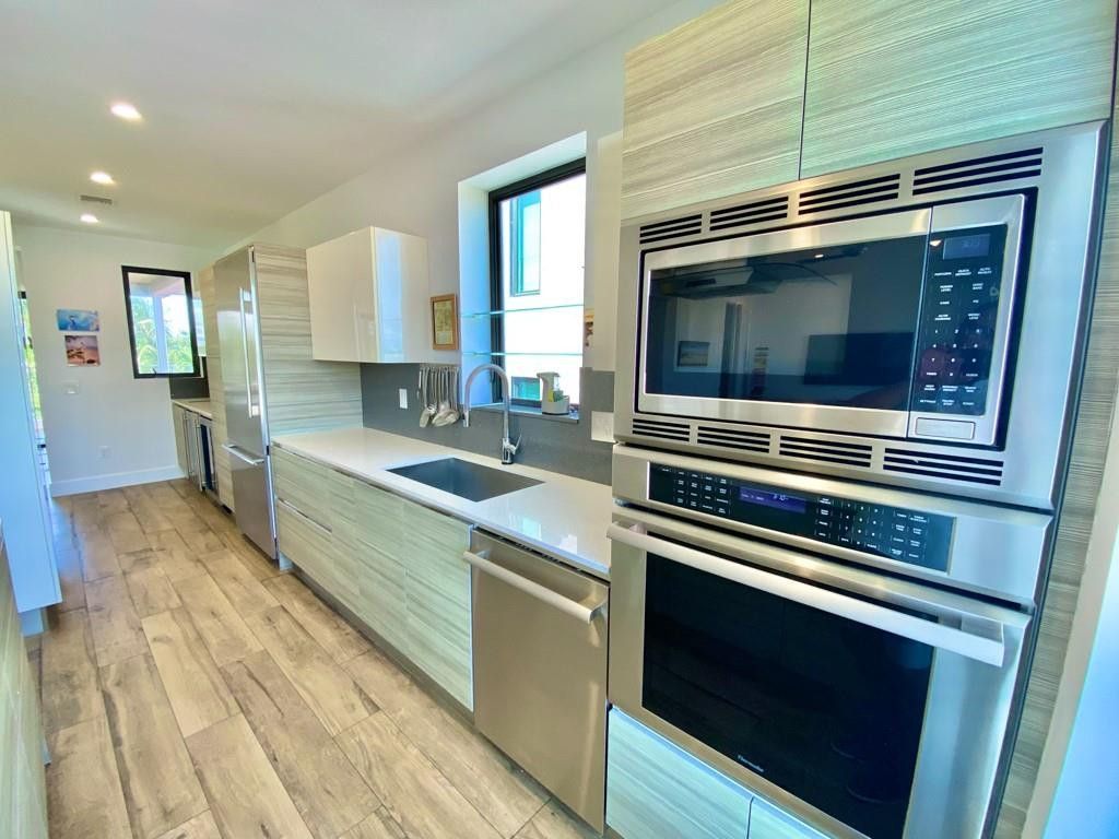 348 Balboa Street, Hollywood, FL 33019 Photo