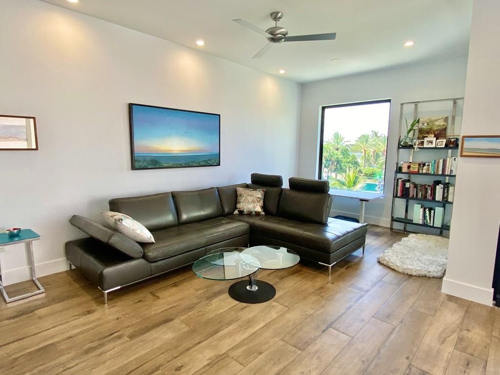 348 Balboa Street, Hollywood, FL 33019 Photo