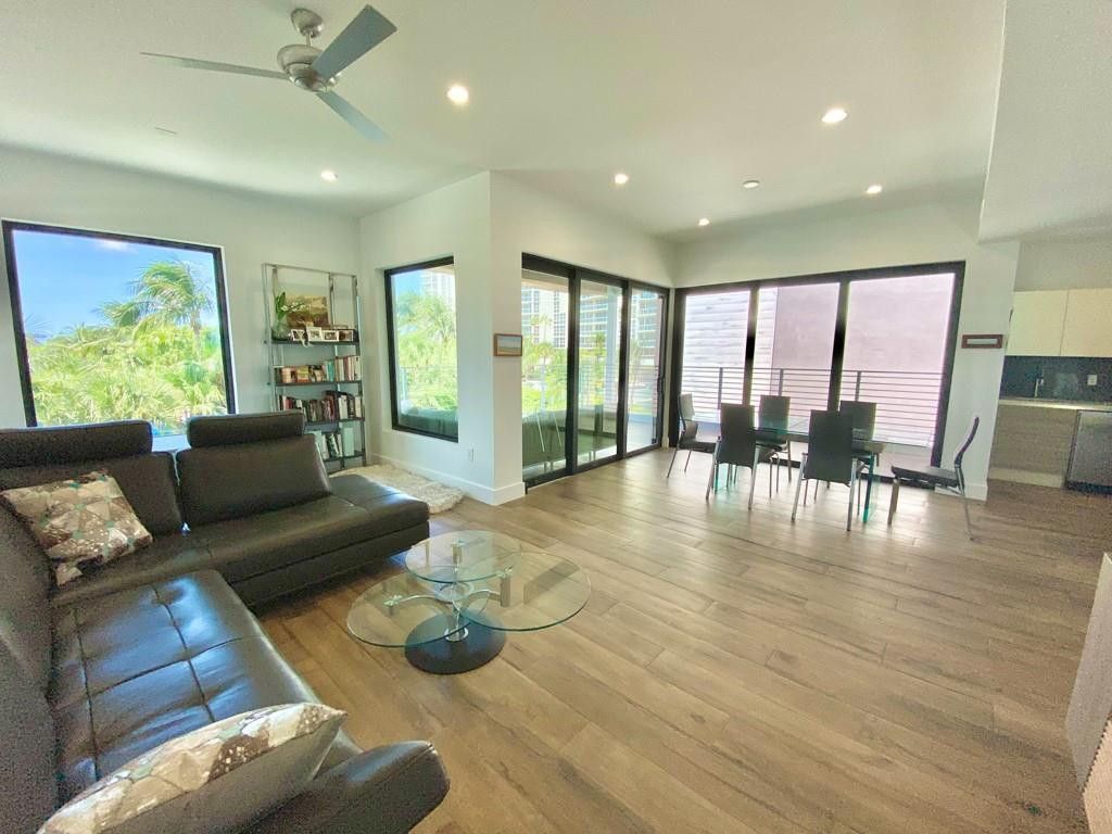 348 Balboa Street, Hollywood, FL 33019 Photo