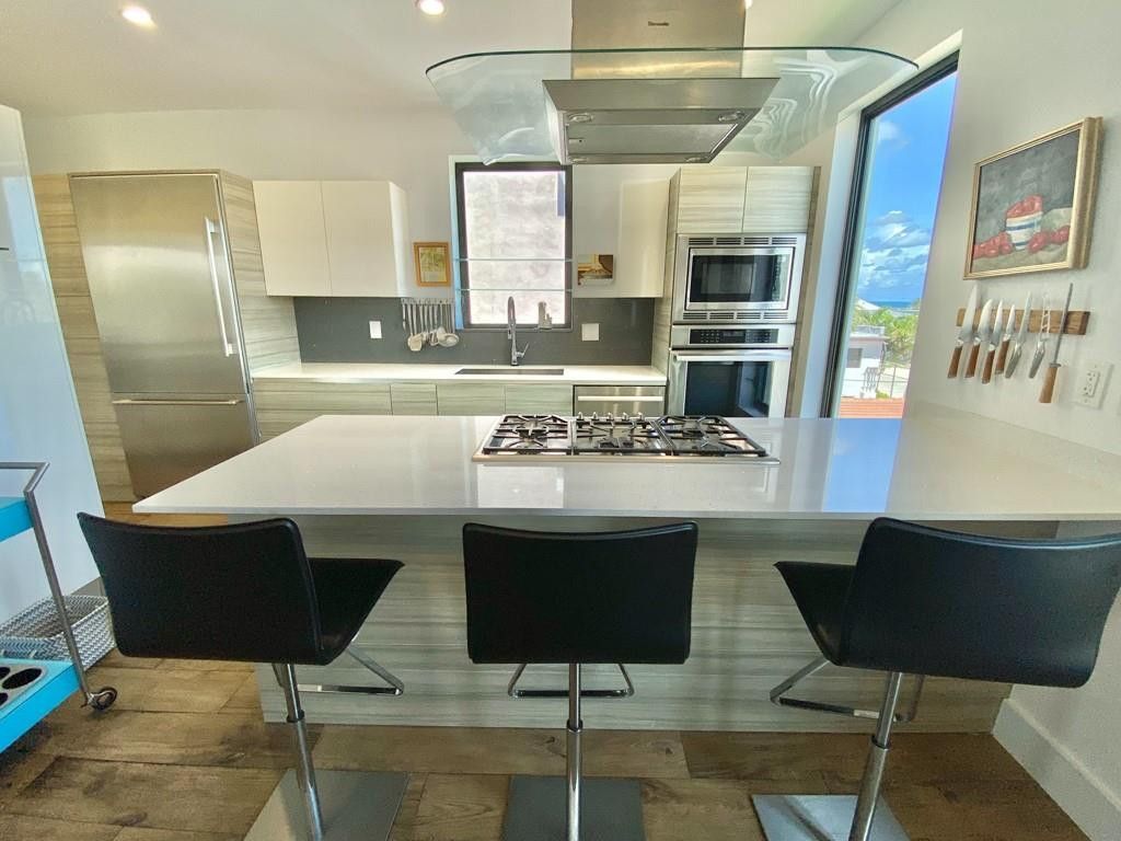 348 Balboa Street, Hollywood, FL 33019 Photo