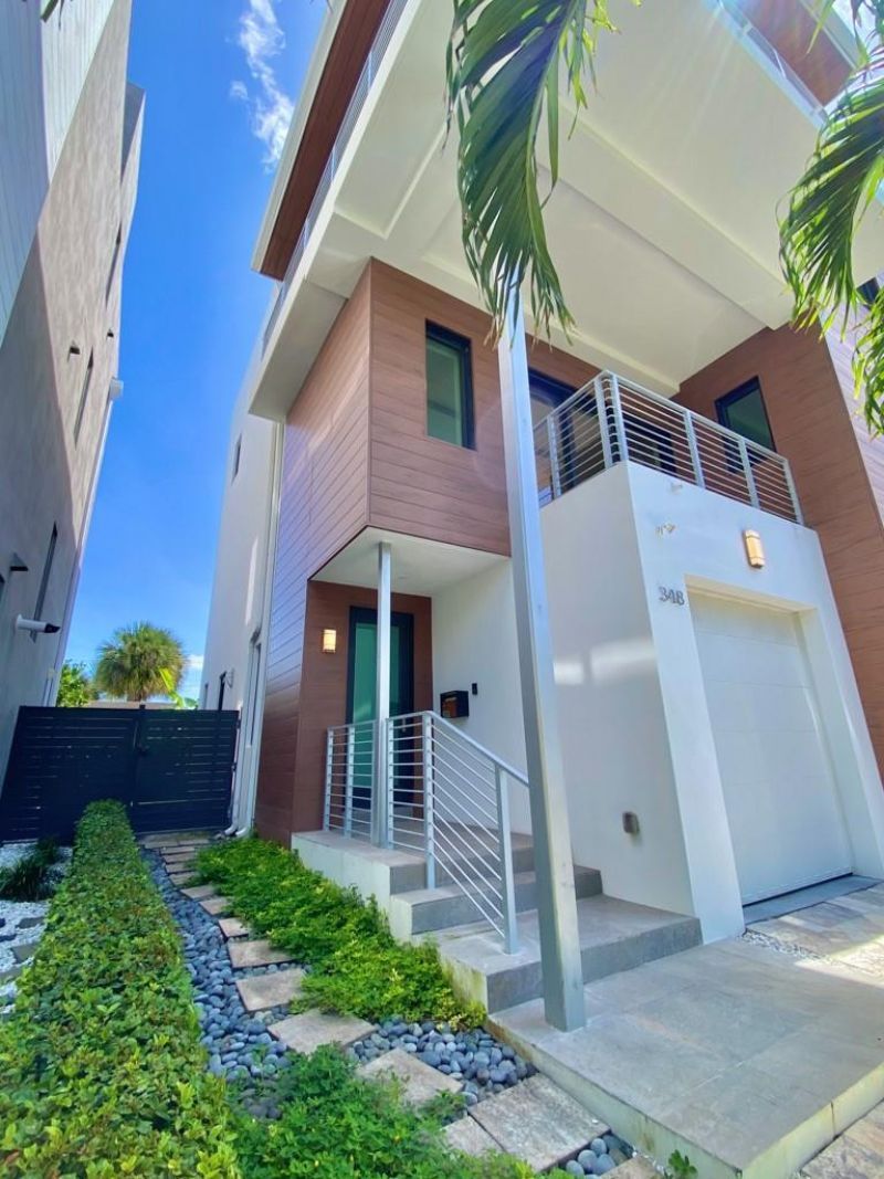 348 Balboa Street, Hollywood, FL 33019 Photo