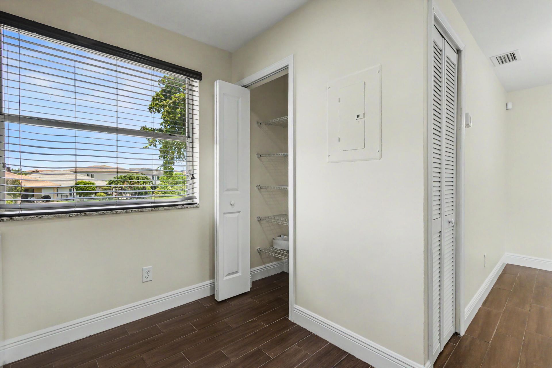 1250 SW 113th Terrace, Unit 204, Pembroke Pines, FL 33025 Photo