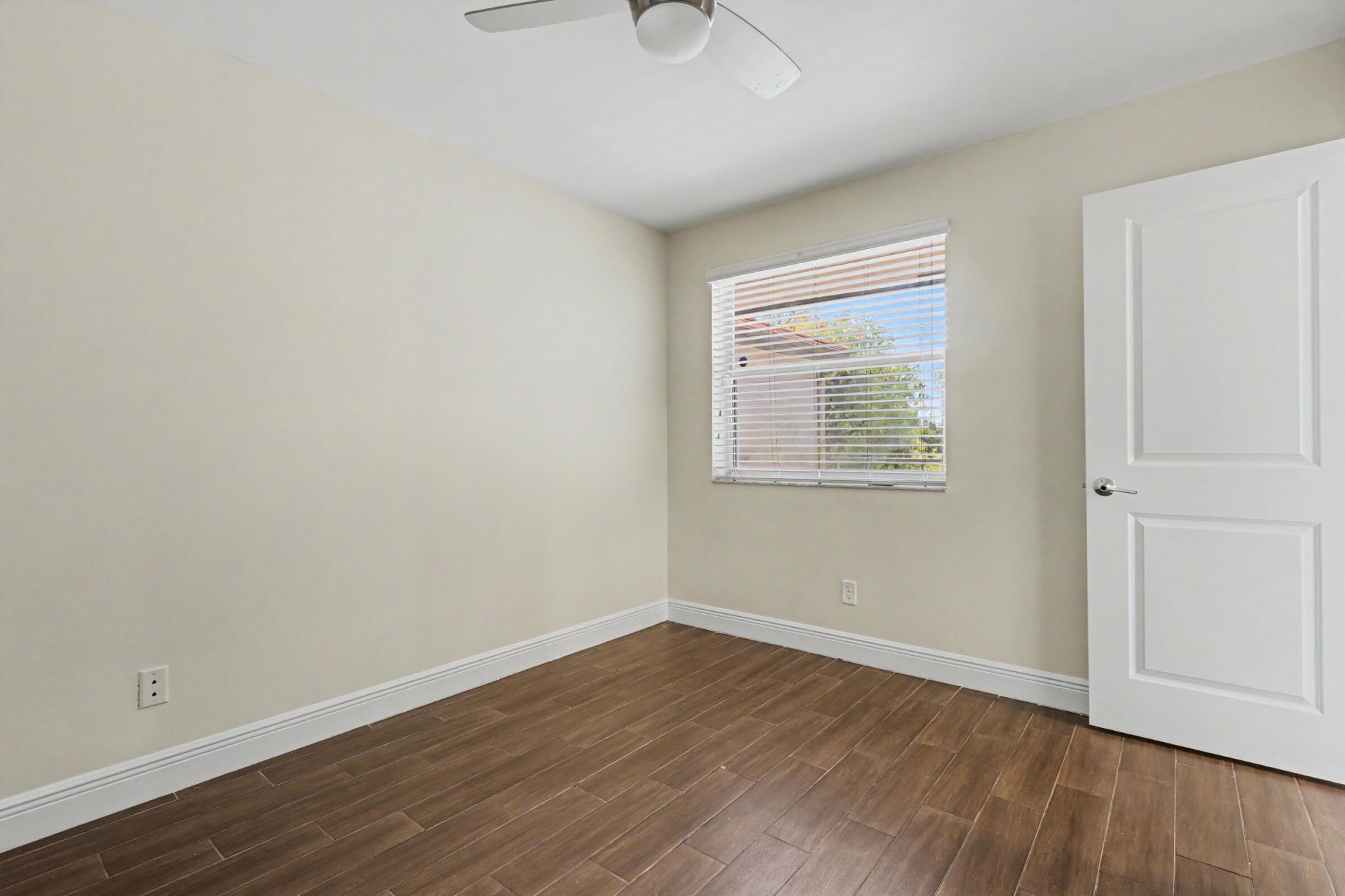 1250 SW 113th Terrace, Unit 204, Pembroke Pines, FL 33025 Photo