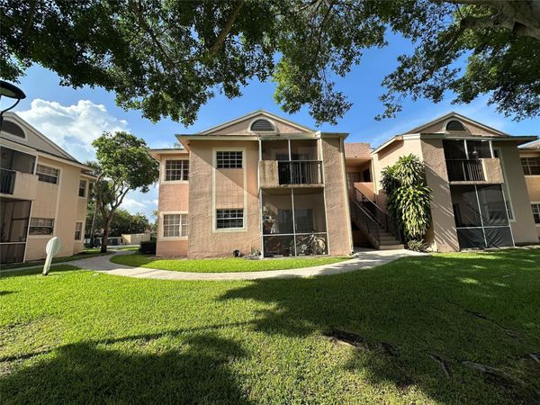 641 Cypress Lake Boulevard, Unit K18, Pompano Beach, FL 33064