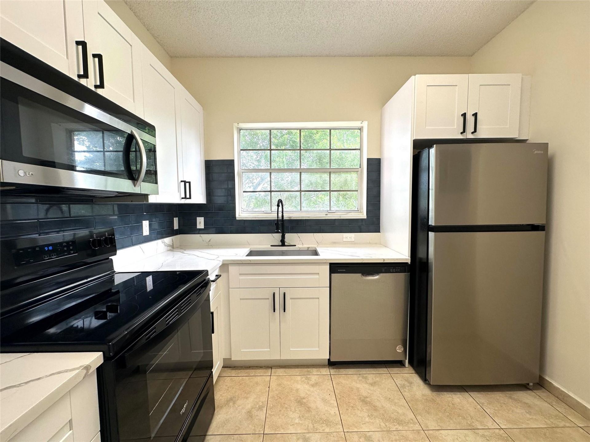 641 Cypress Lake Boulevard, Unit K18, Pompano Beach, FL 33064 Photo