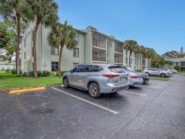 3630 Alder Drive, Unit Apt H1, West Palm Beach, FL 33417