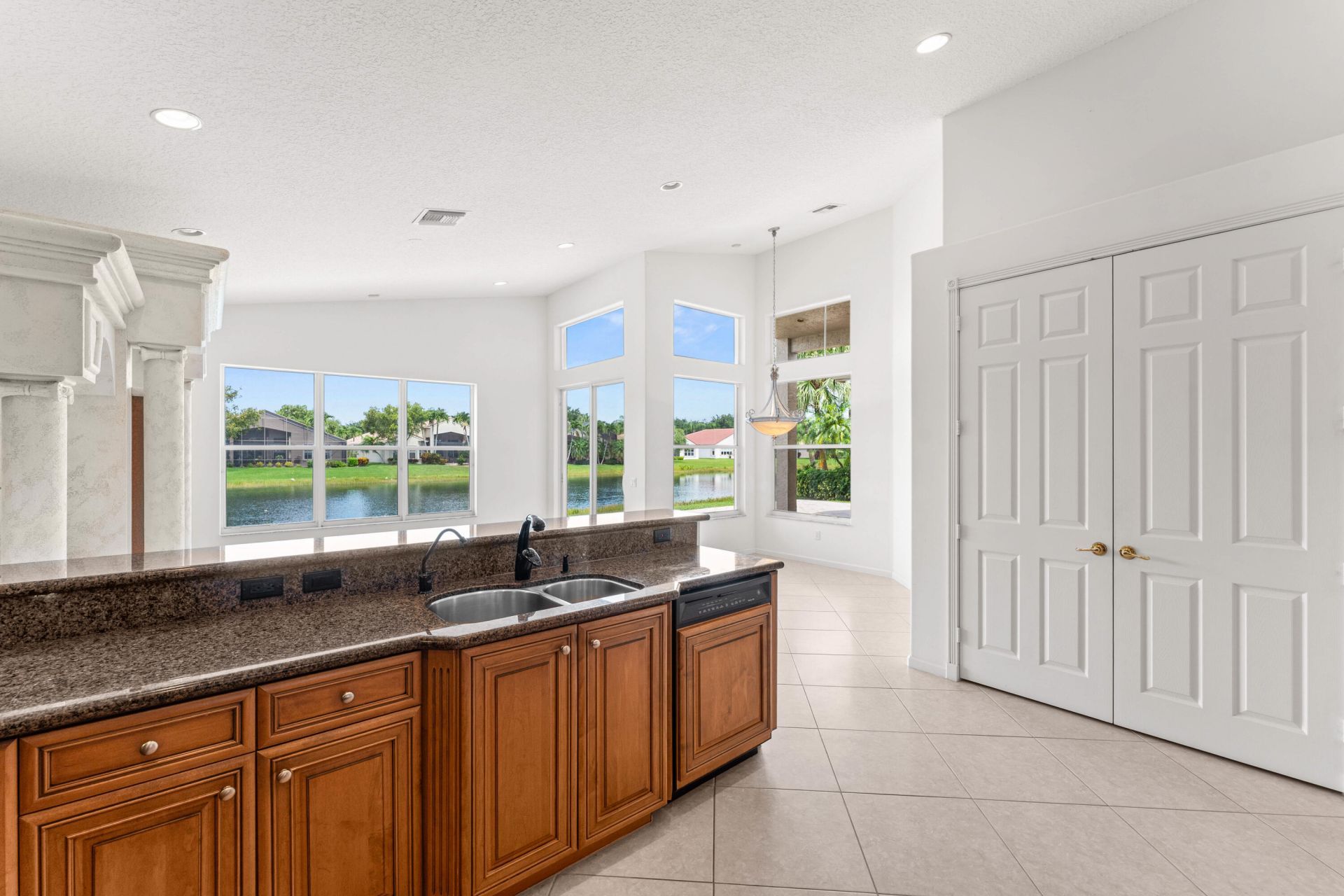 13215 Alhambra Lake Circle, Delray Beach, FL 33446 Photo