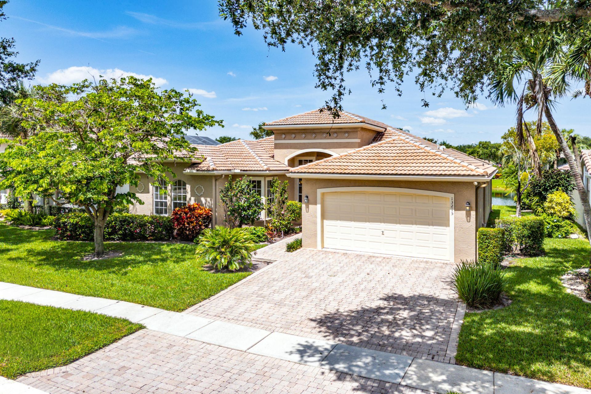 13215 Alhambra Lake Circle, Delray Beach, FL 33446 Photo