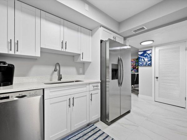 5500 Tamberlane Circle, Unit Apt 105, Palm Beach Gardens, FL 33418