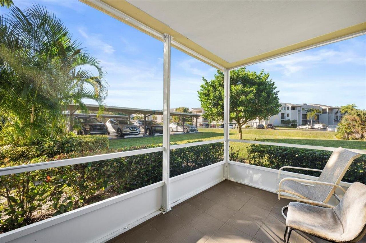 5500 Tamberlane Circle, Unit Apt 105, Palm Beach Gardens, FL 33418 Photo