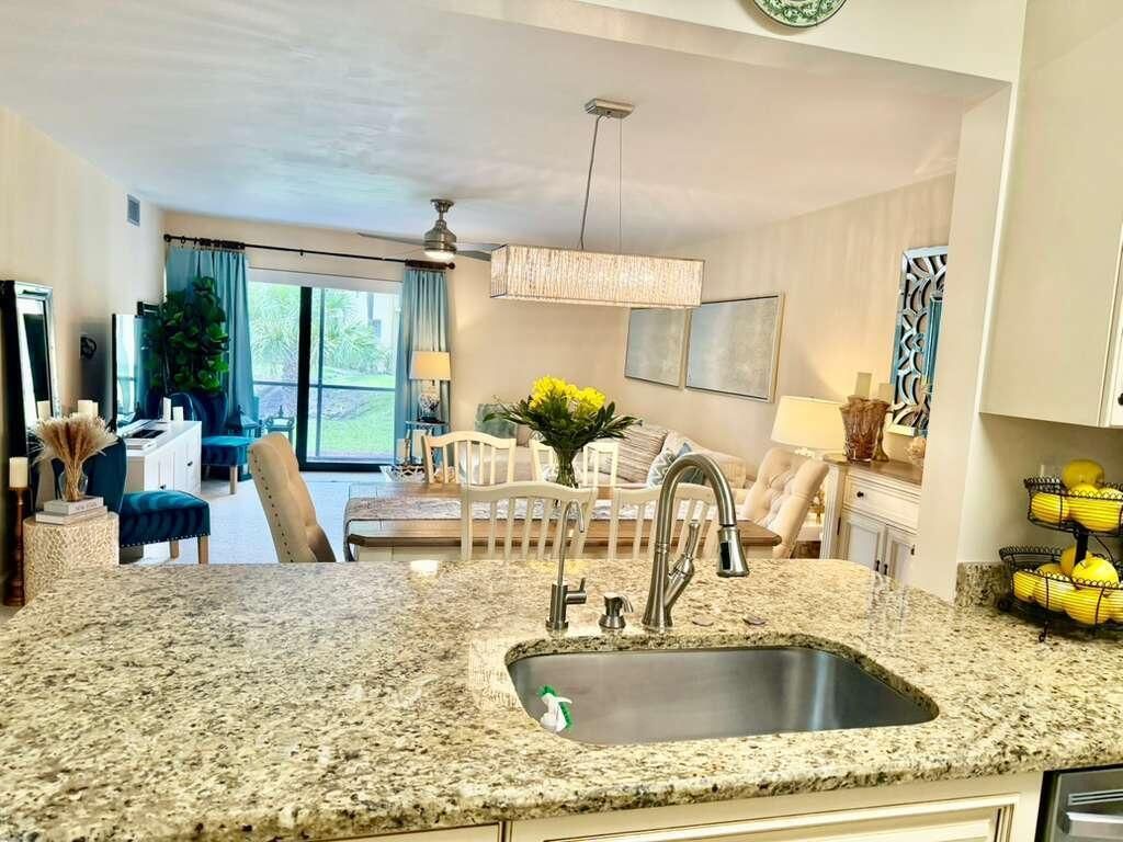 912 SW 9th Street Circle, Unit 105, Boca Raton, FL 33486 Photo