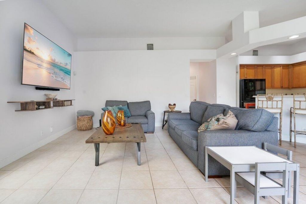 5005 NW 57th Terrace, Coral Springs, FL 33067 Photo