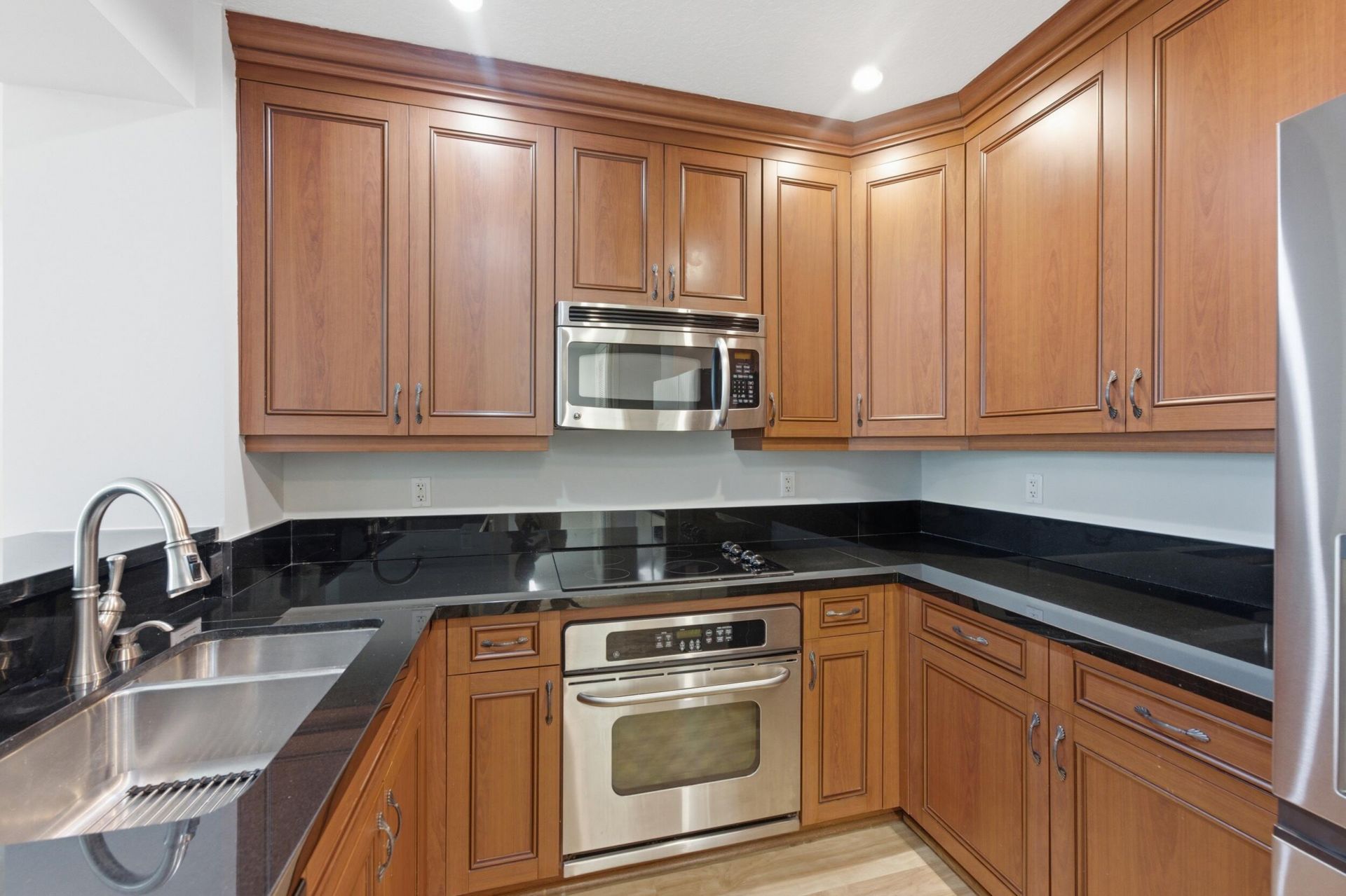 200 NE 2nd Avenue, Unit 316, Delray Beach, FL 33444 Photo