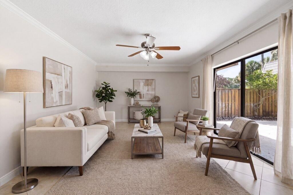 5701 57th Way, West Palm Beach, FL 33409 Photo