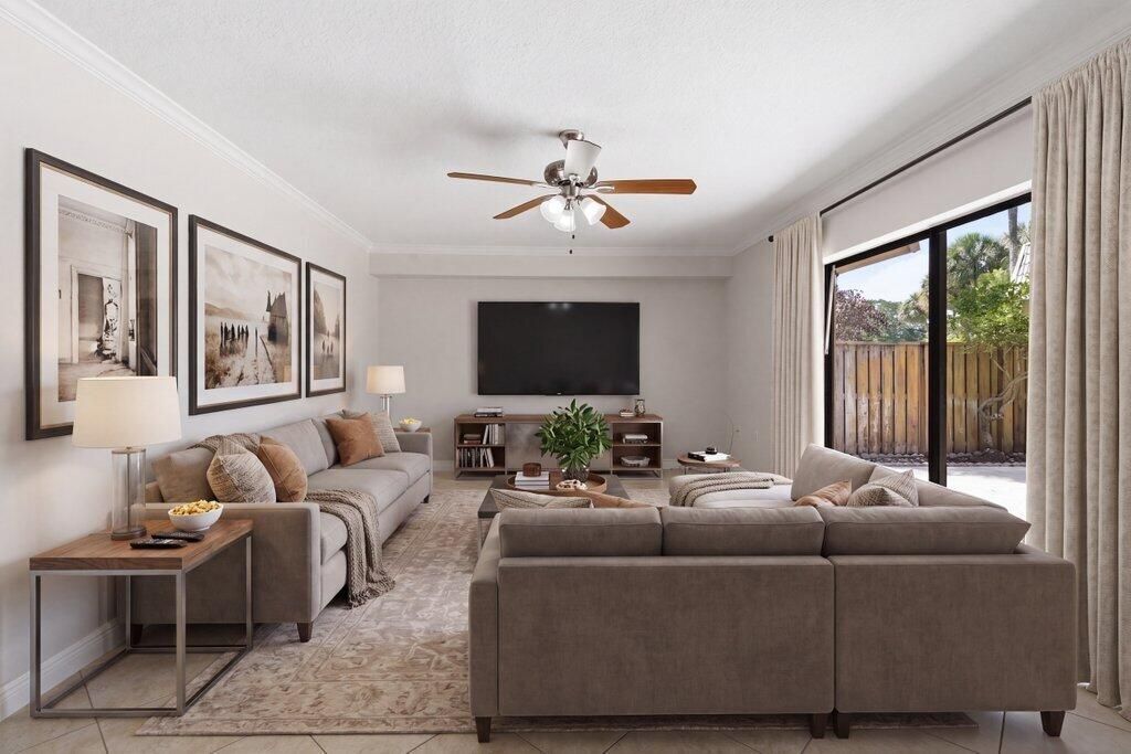 5701 57th Way, West Palm Beach, FL 33409 Photo