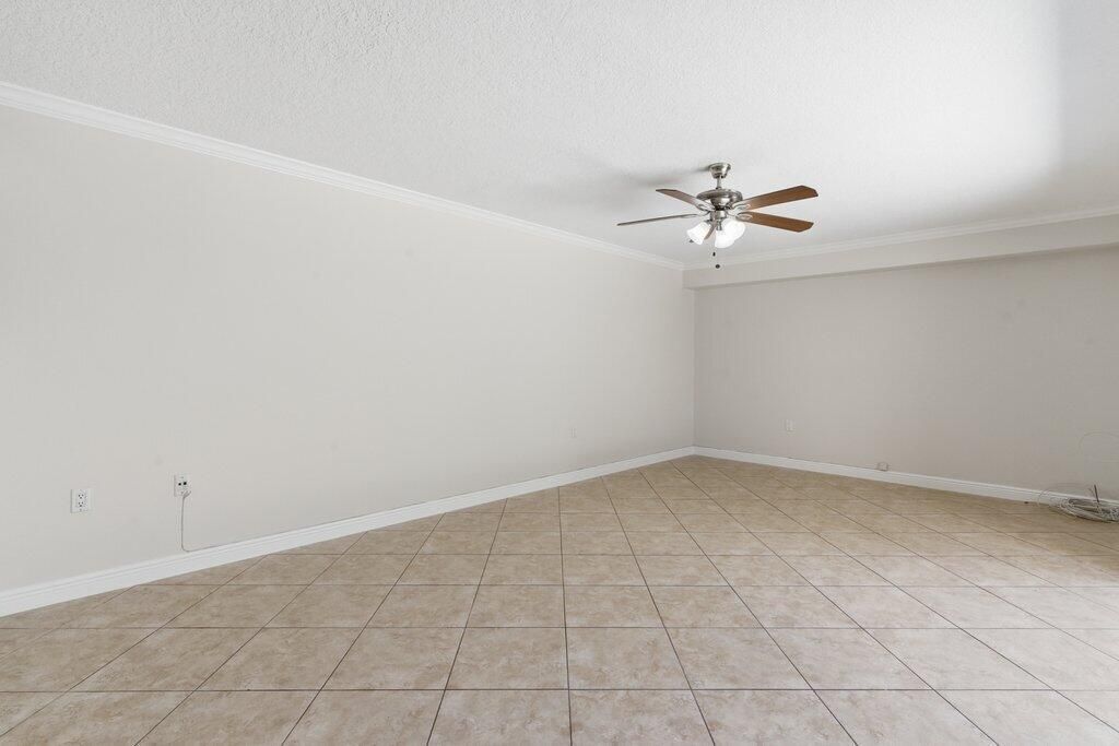 5701 57th Way, West Palm Beach, FL 33409 Photo