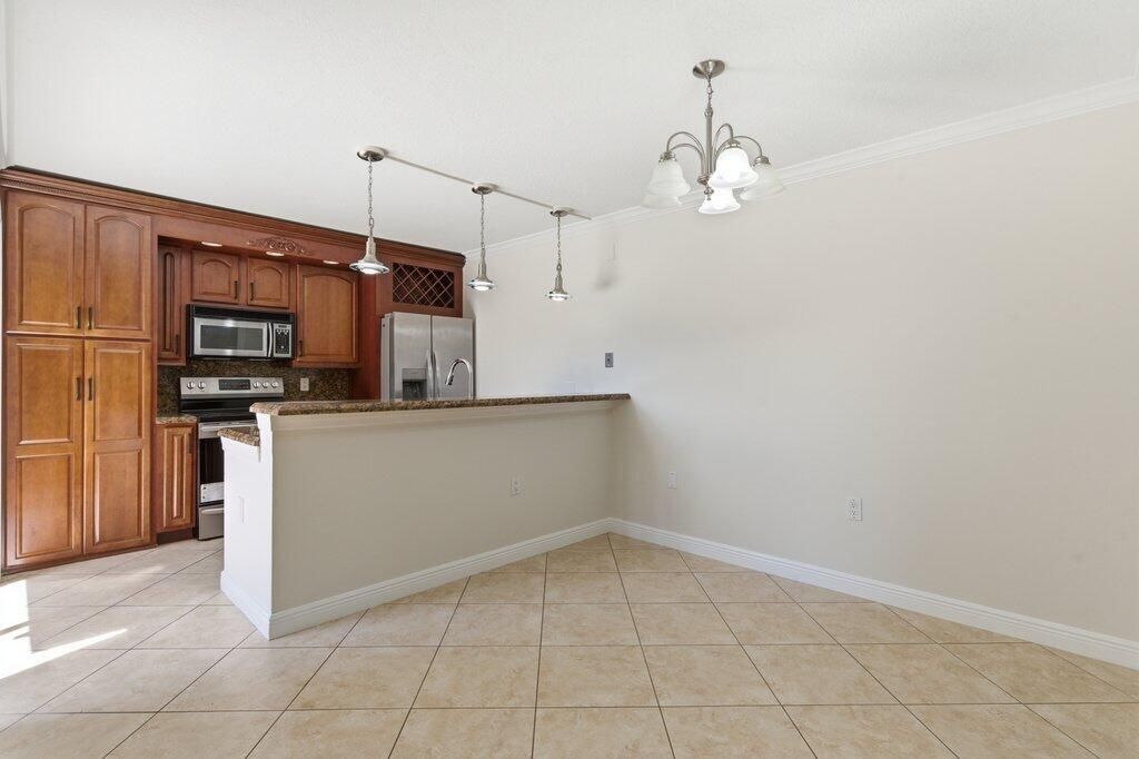 5701 57th Way, West Palm Beach, FL 33409 Photo