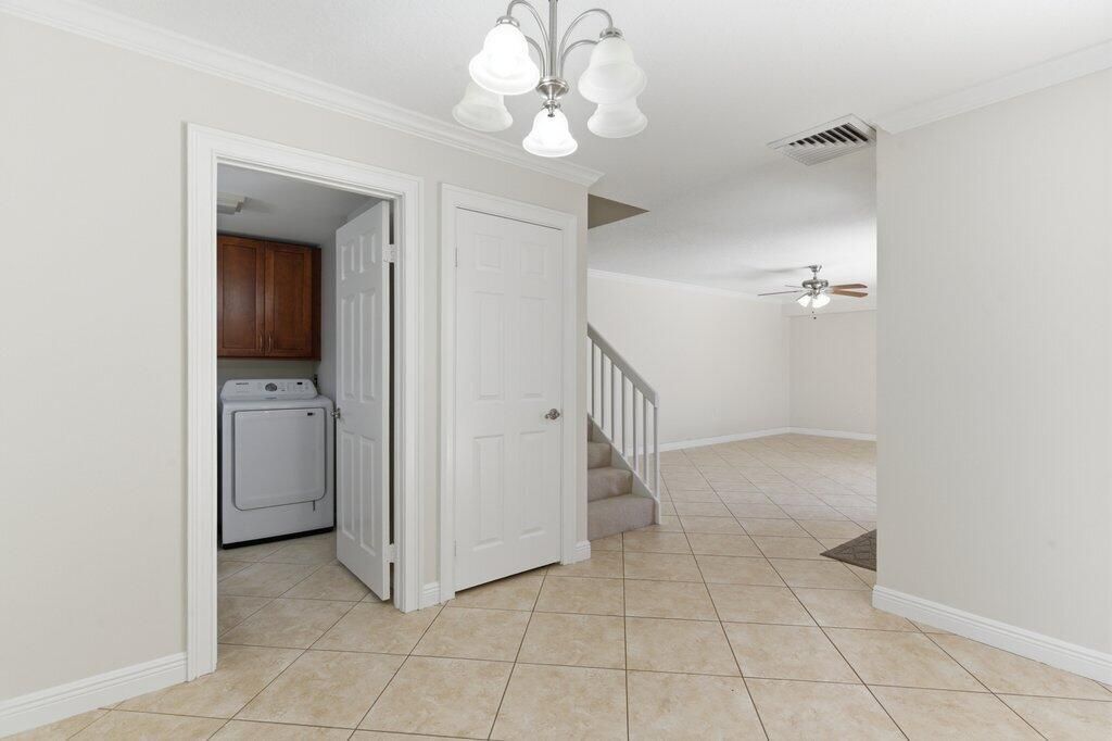 5701 57th Way, West Palm Beach, FL 33409 Photo
