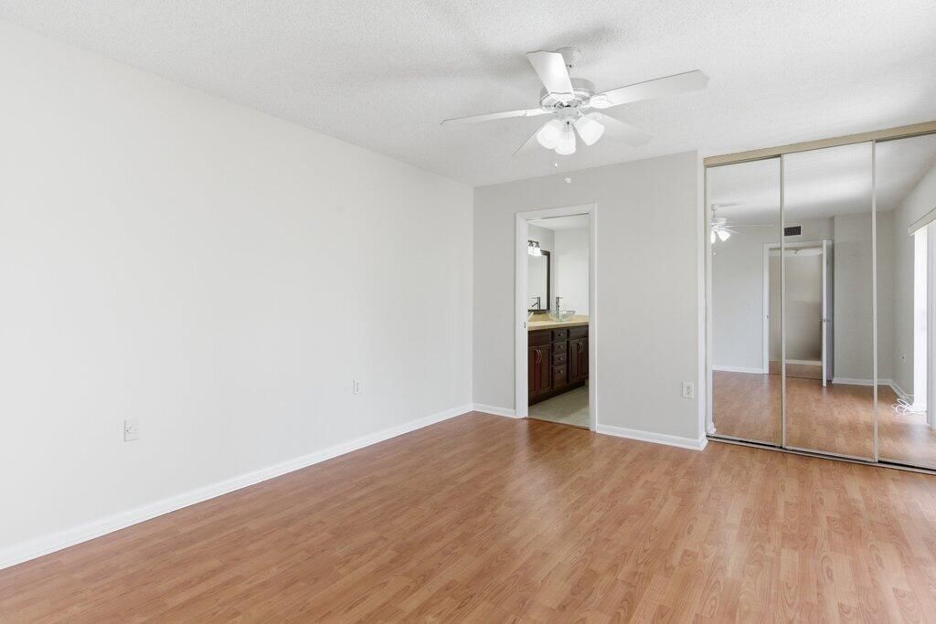 5701 57th Way, West Palm Beach, FL 33409 Photo