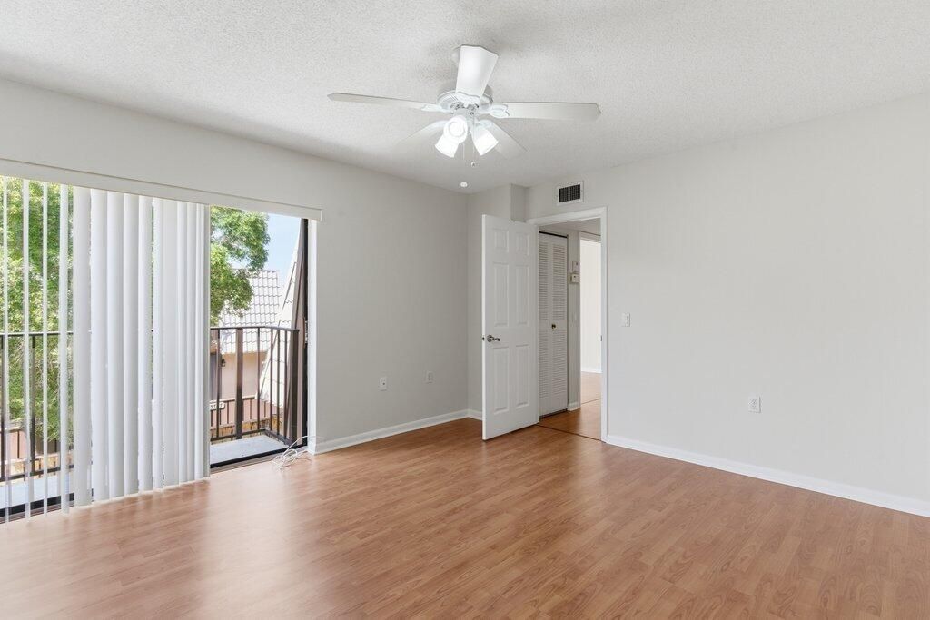 5701 57th Way, West Palm Beach, FL 33409 Photo