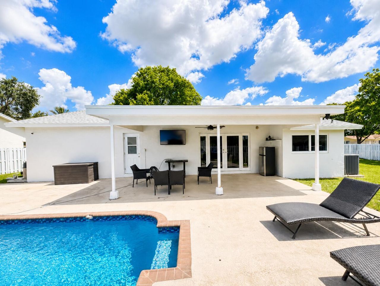 11100 NW 25th Court, Sunrise, FL 33322 Photo
