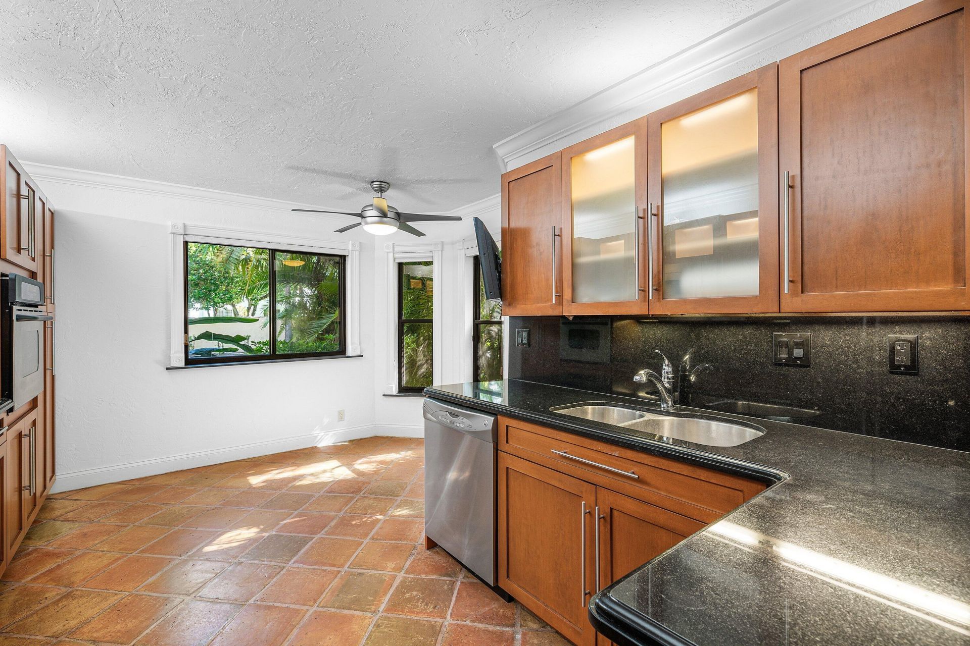 16 Via Lago, Boynton Beach, FL 33435 Photo