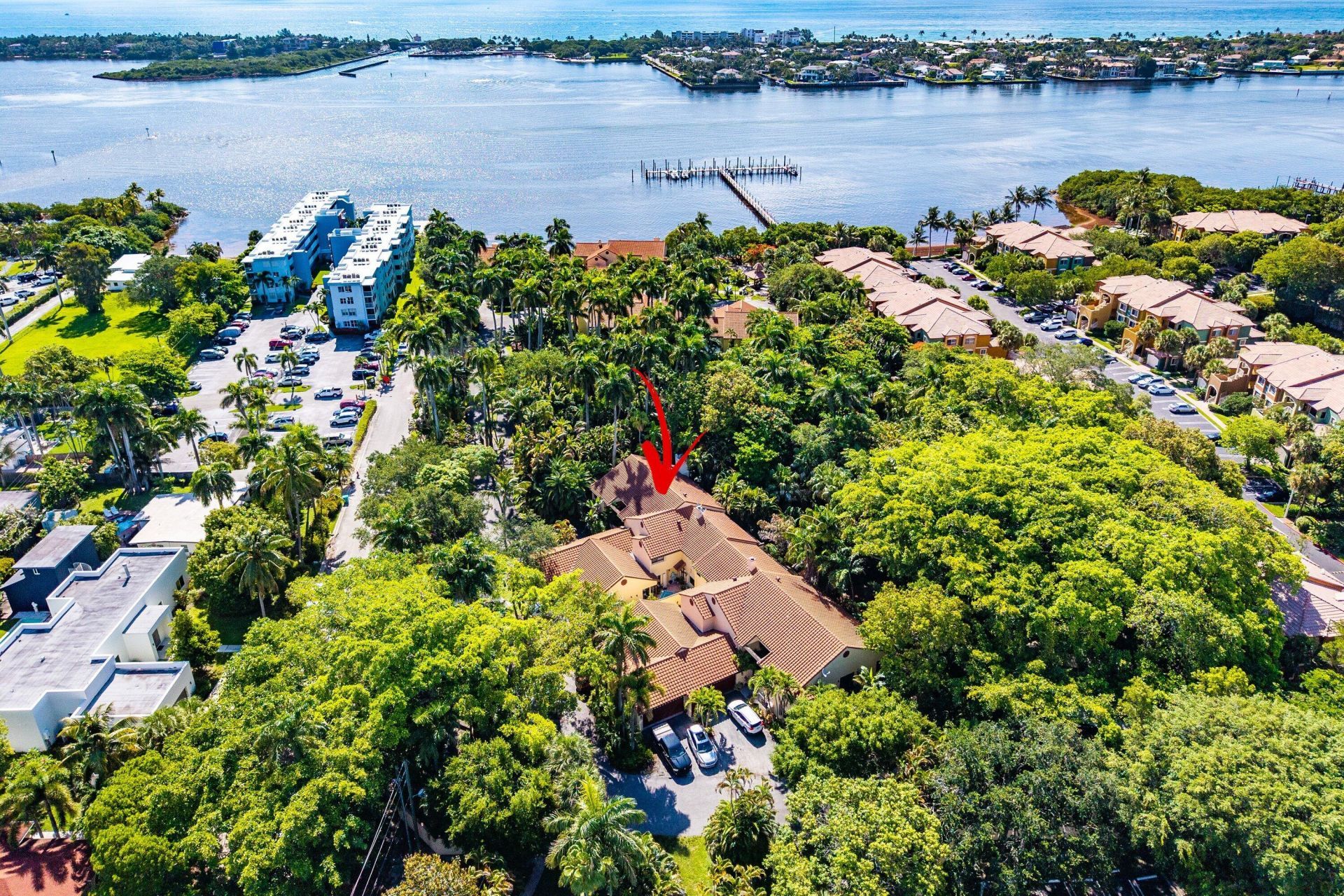 16 Via Lago, Boynton Beach, FL 33435 Photo