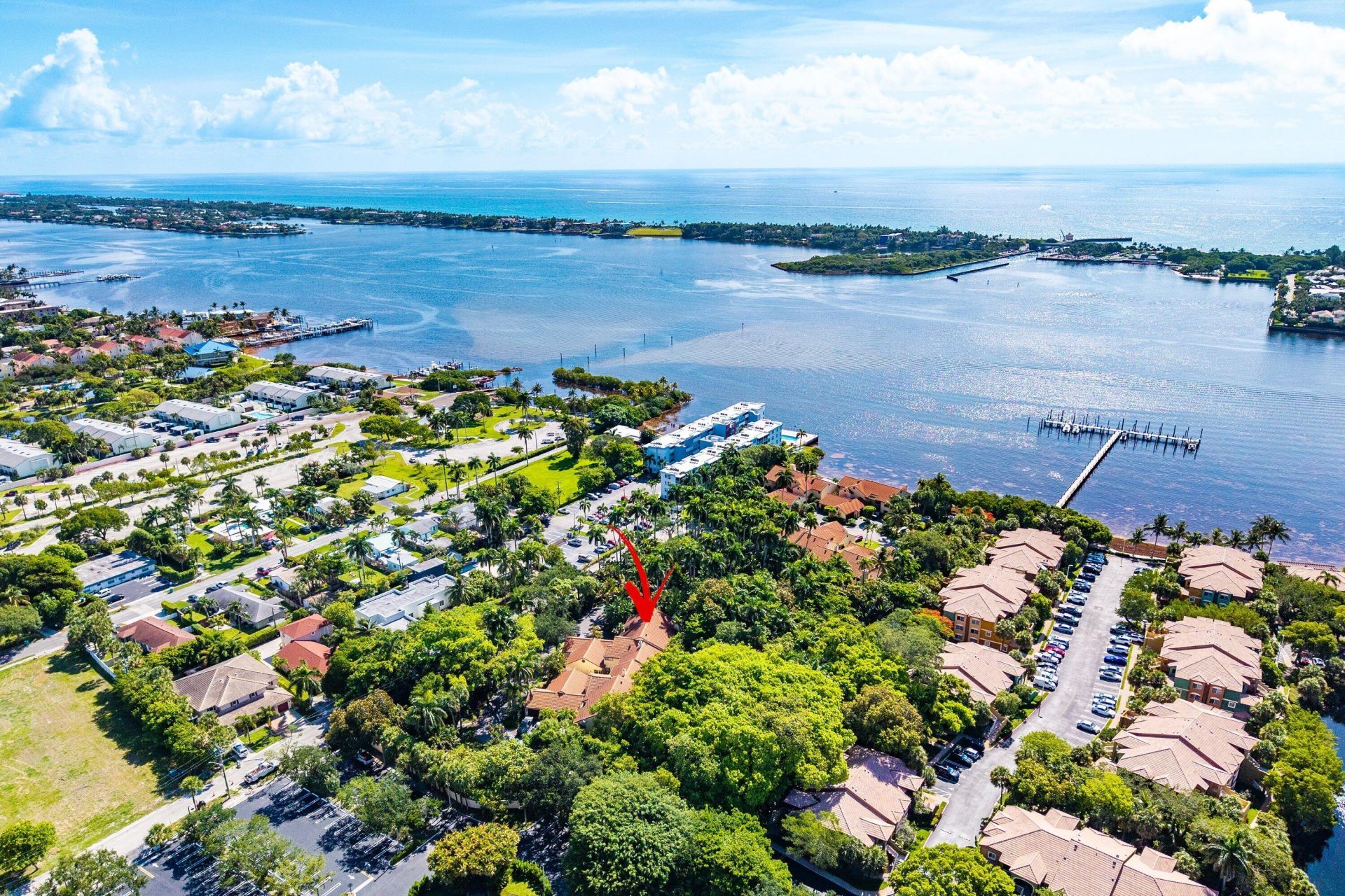 16 Via Lago, Boynton Beach, FL 33435 Photo