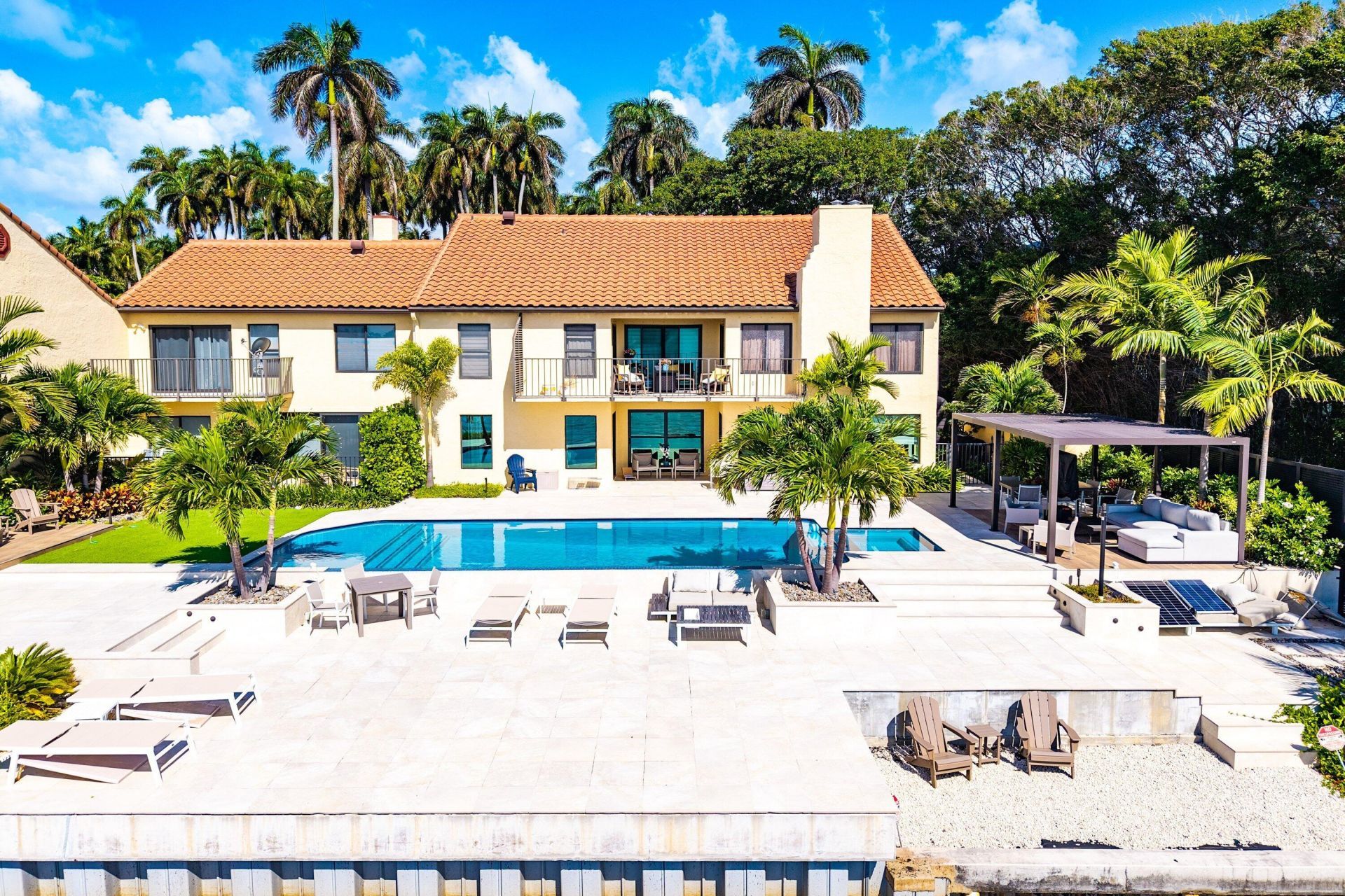 16 Via Lago, Boynton Beach, FL 33435 Photo