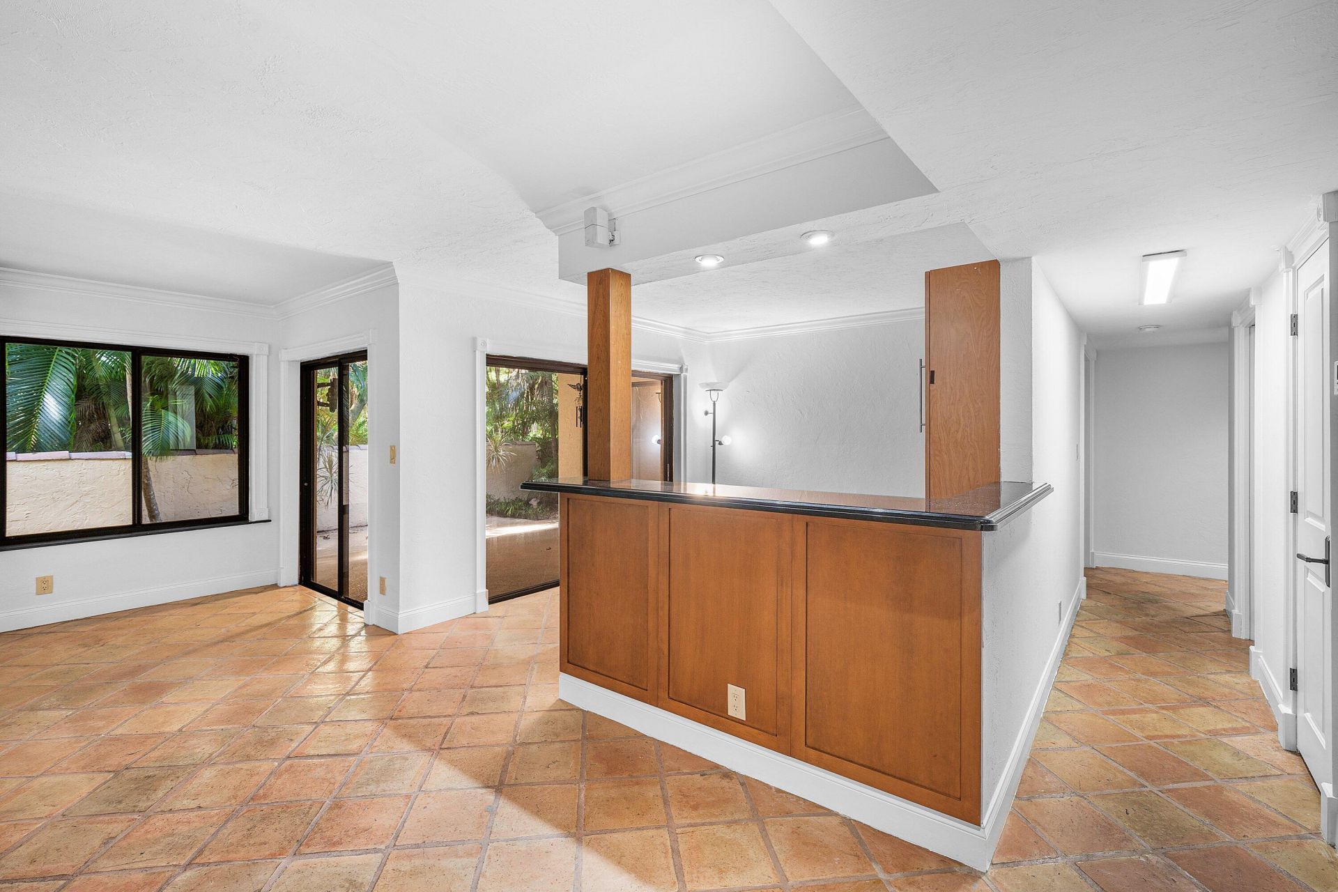16 Via Lago, Boynton Beach, FL 33435 Photo