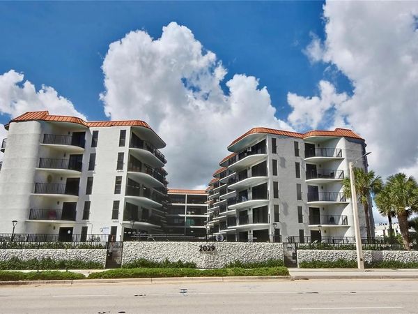 2029 N Ocean Boulevard, Unit 208, Fort Lauderdale, FL 33305