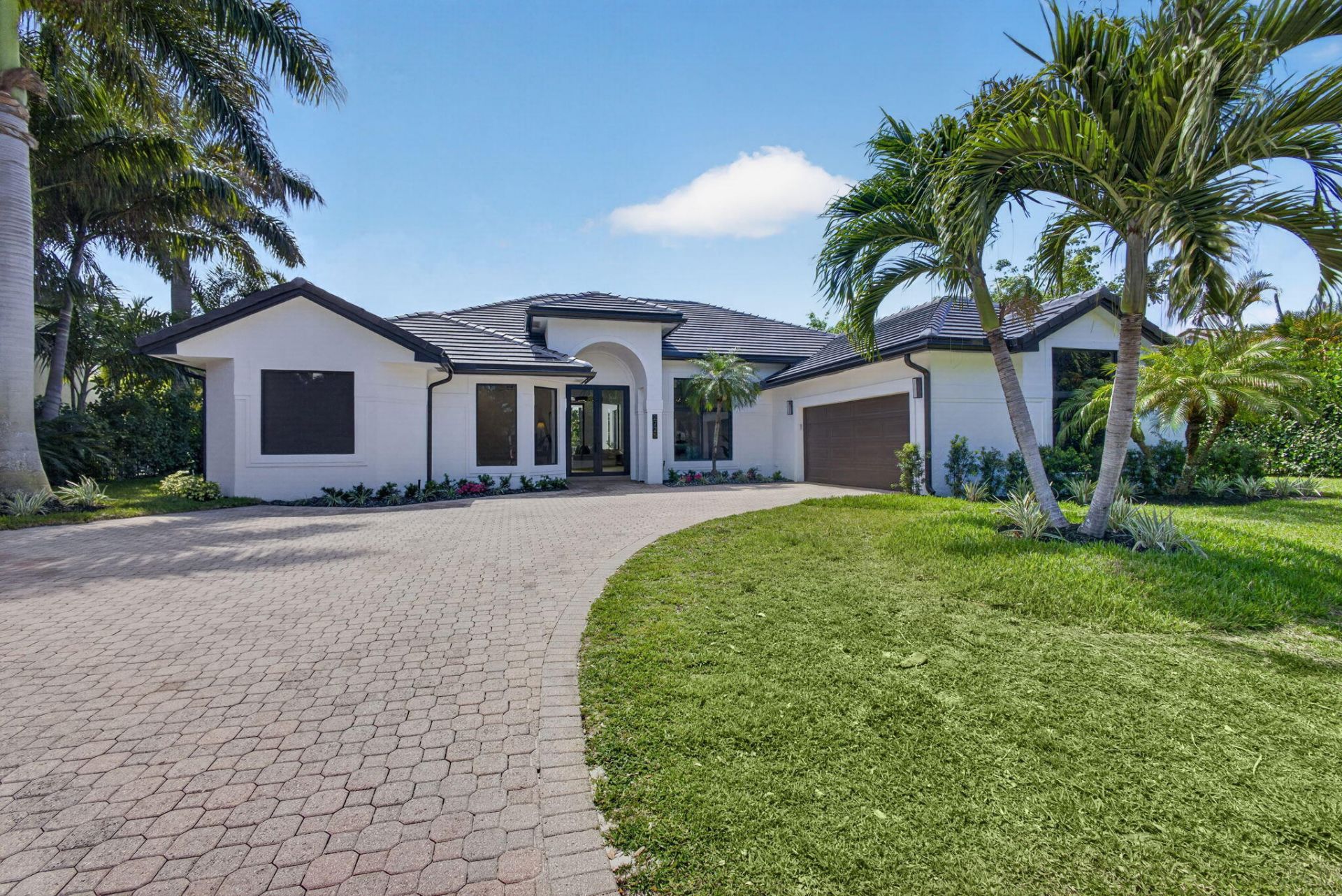 2725 Seneca Circle, West Palm Beach, FL 33409 Photo