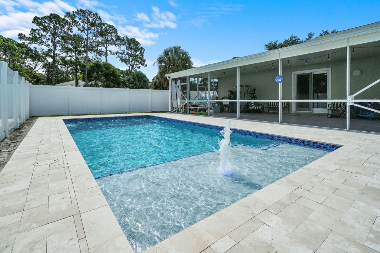 6681 140th Lane N, Palm Beach Gardens, FL 33418 Photo