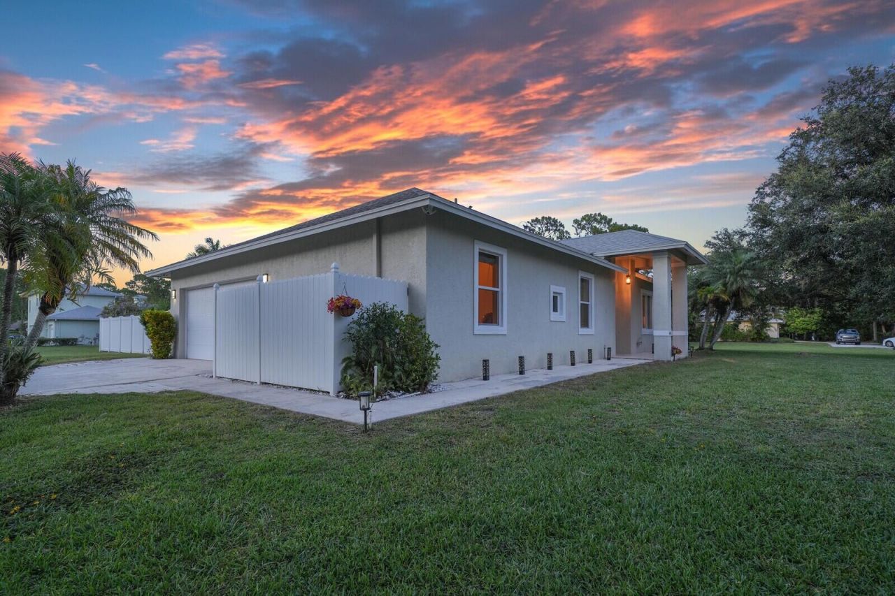 6681 140th Lane N, Palm Beach Gardens, FL 33418 Photo