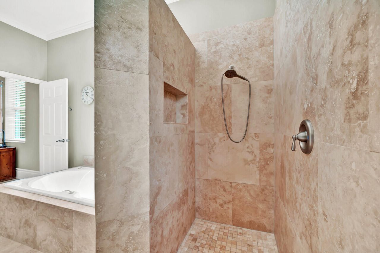6681 140th Lane N, Palm Beach Gardens, FL 33418 Photo