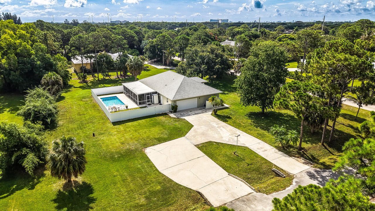 6681 140th Lane N, Palm Beach Gardens, FL 33418 Photo